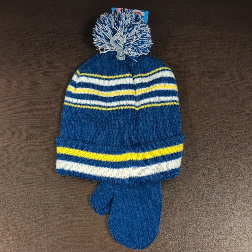Nickelodeon Baby Shark Pom Hat and Glove Set Toddler OS